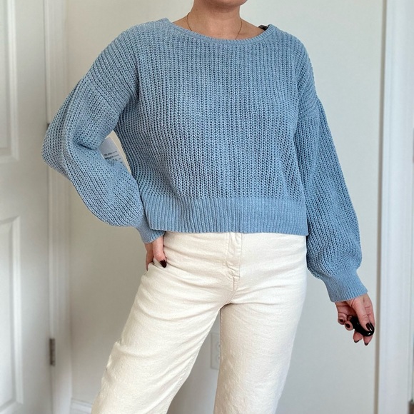 Knot Back with Lace Up Design Pullover Sweater - Picture 3 of 10